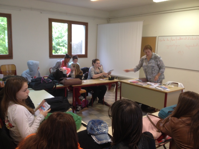 Mme Taillefer a su intéresser son public